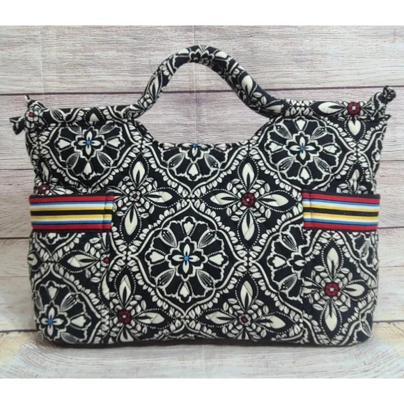 Vera Bradley Handbags - Vera Bradley Barcelona Bag Handbag Black White Floral Zipper Closure Quilted